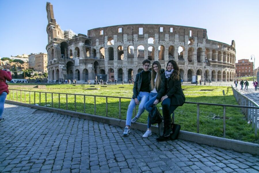 Colosseum, Roman Forum & Pantheon Tour for Kids with Gelato - Price and value for a family-focused private tour