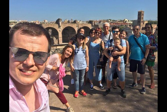 Colosseum tour with guide, arena option - Stop 2: Palatine Hill ruins with big views over the Forum and Colosseum