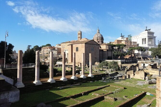 Colosseum Underground and Roman Forum: Small Group Exclusive Tour - Roman Forum With A Guide: Big Site, Tight Timing