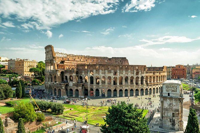 Colosseum with Gladiator Arena Floor, Forum & Palatine Hill Tour - Palatine Hill: Why it’s called the start of the empire