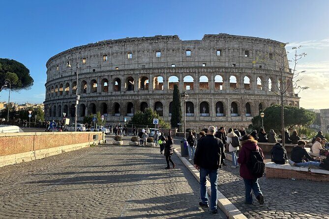 Colosseum with Roman Forum & Palatine Digital Audio Guided Tour - Palatine Hill: origins of Rome, with imperial ruins