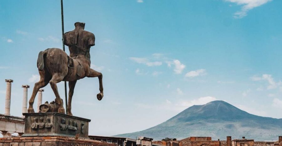 Combo Tour_Pompeii&Vesuvius from Castellammare di Stabia - Getting back on the bus: switching gears from volcano to city