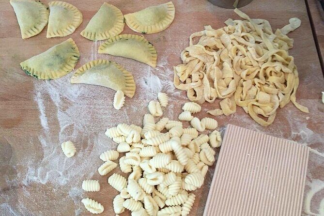 Cook with us in Rome: a Hands-On Cooking Experience 15:30PM class - The Market Stop: When You Shop, and When You Don’t