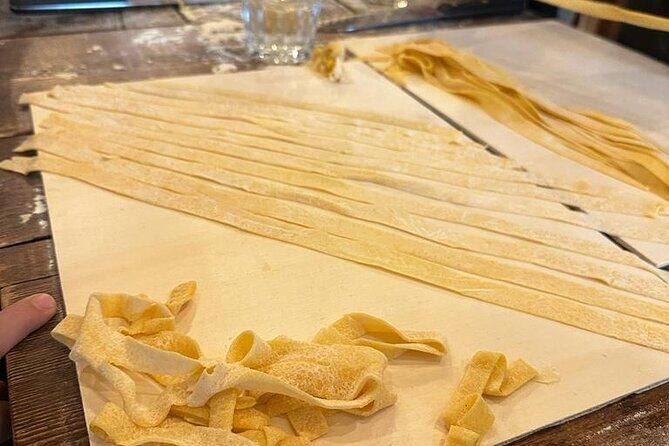 Cooking Class 2 Hour Spanish Steps - Fettucine and Tiramisù - Choosing your sauce and working in a max-20 group