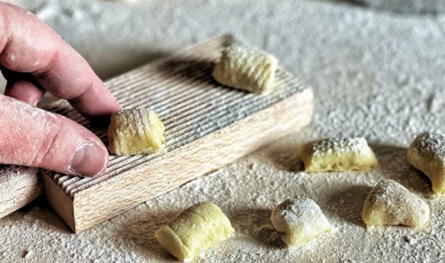 Cooking Class - Gnocchi like an Italian Grandma - Getting to the chef’s home: Naples logistics that matter