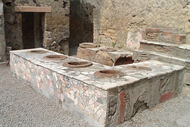 Customizable Private Tour of Herculaneum & Pompeii - Cantina del Vesuvio: the lunch-and-view stop near Vesuvius