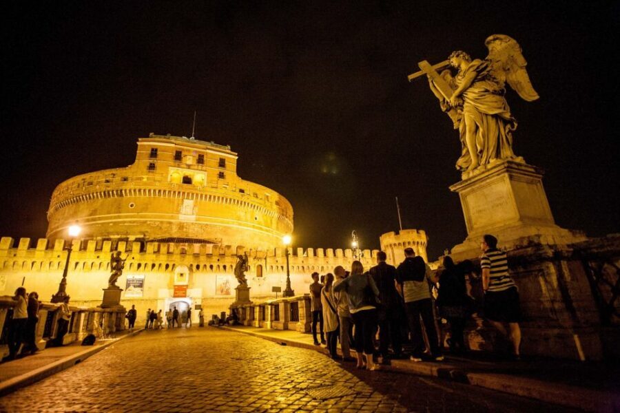 Dark Heart of Rome: Facts, Legends, and Mystery Tour - Campo de’ Fiori after dark: executions, myths, and the mood of the square
