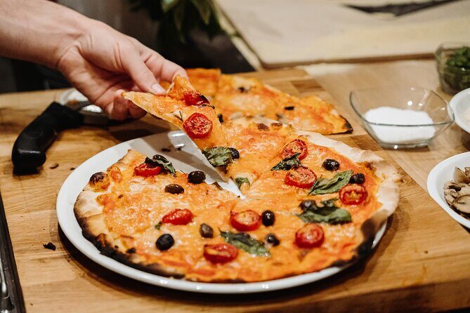 Devour Rome Wine & Pizza Making Class in Trastevere Neighborhood - Who This Pizza and Wine Class Suits Best (and Who Might Skip It)