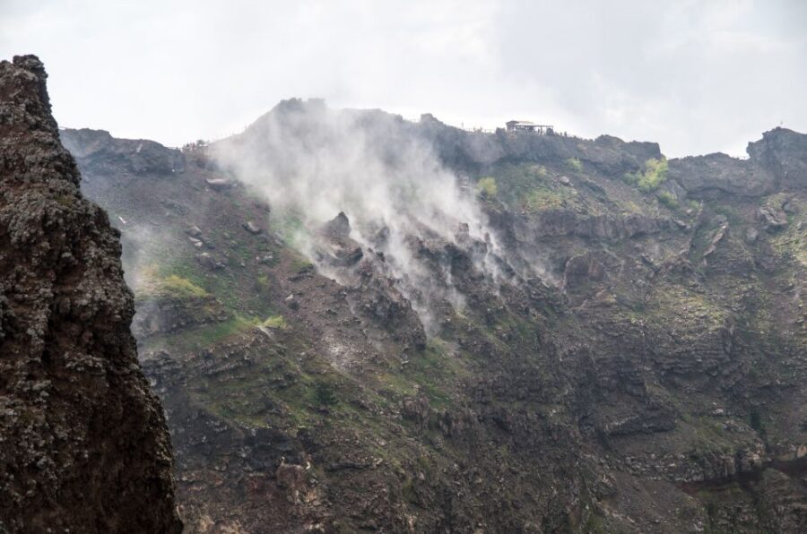 Discover Mt. Vesuvius: Private 3-Hour Tour from Pompeii - Private Vesuvius from Pompeii: why this 3-hour format works
