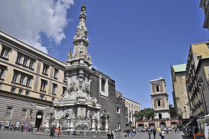 Discover Naples: Guided 3-Hour Walking Tour Through Naples’ Heart - Your meeting point at Museo Archeologico: timing and getting ready