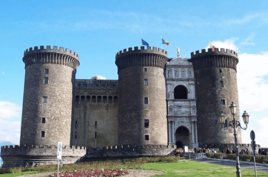 Discover Naples: Guided 3-Hour Walking Tour Through Naples - Where you start matters: choosing your meeting point option