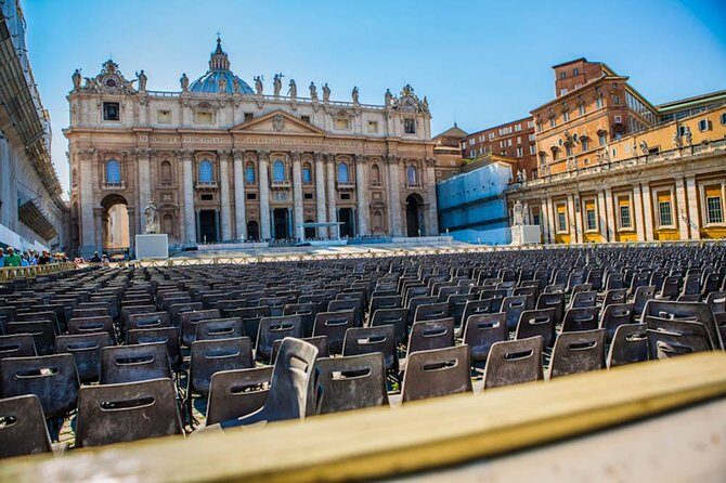 Discover Rome in a Day – Private Driver Tour - Trevi Fountain for the Coin Toss, Then Back to Business