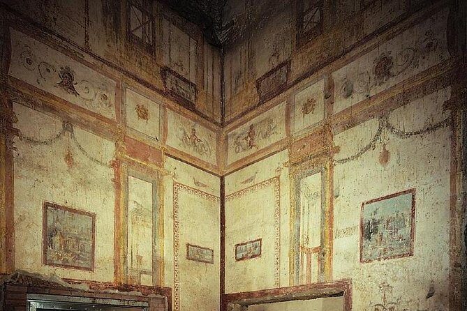 Domus Aurea skip the line ticket guided tour - Temporary Exhibits: When the Free Raffaello Display Is On