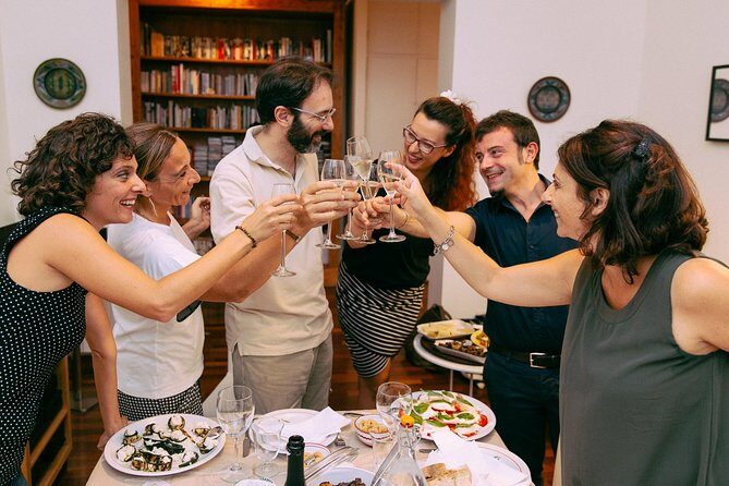 Drinks, Bites & Views of Rome by Night Private Tour - Meeting point and pacing: how the night stays easy on your feet