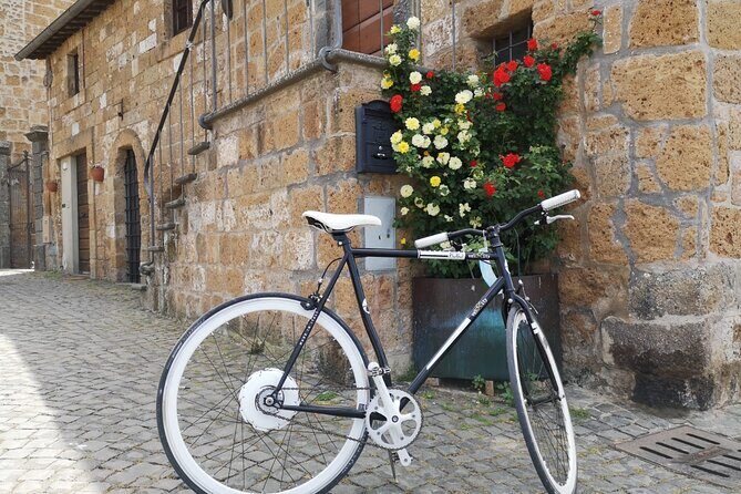 E-bike tour in Orvieto in small group: history, culture with lunch or dinner - Chiesa San Giovenale: medieval quarter, oldest layers, frescoes