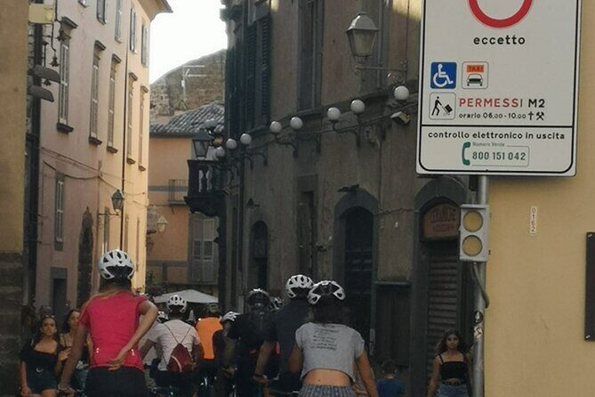 E-bike tour in Orvieto in small group: history, culture with lunch or dinner - What the e-bike ride feels like (and the real effort level)