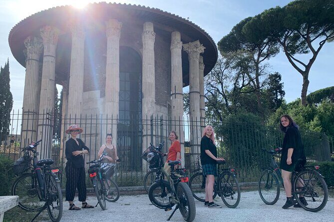 E-Bike tour - Rome in 2 hours - Piazza Navona: Four Rivers photos plus an actual break