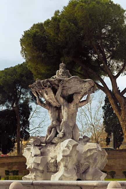 E-Tuk Tour: Express Highlights of Rome - Piazza Navona: A Great Stop for Photos and Roman Street Energy