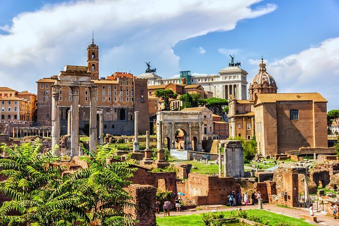 Early Colosseum, Roman Forum and Palatine Hill Guided Tour - Roman Forum in 45 minutes: where the city’s power shows