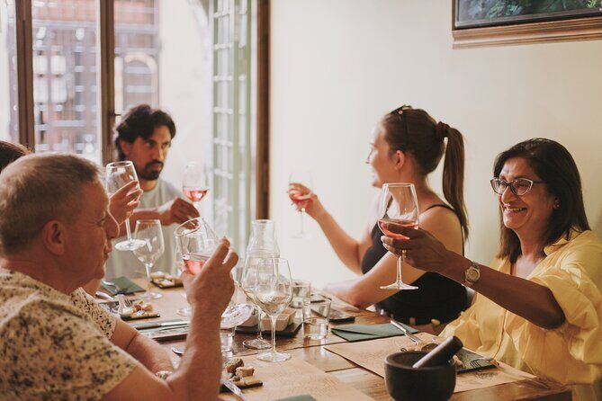 EAT AND DRINK LIKE A LOCAL - Wine Tasting in Trastevere w/ Gelato - Key reasons this tour works in Trastevere