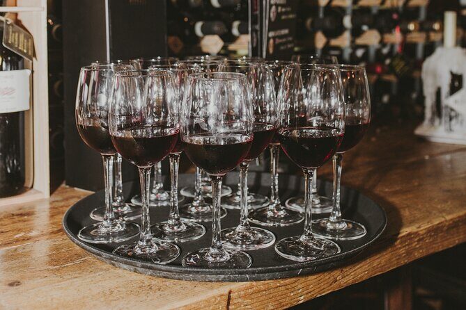 EAT AND DRINK LIKE A LOCAL - Wine Tasting in Trastevere w/ Gelato - Logistics in Trastevere: meeting point, duration, and what to plan
