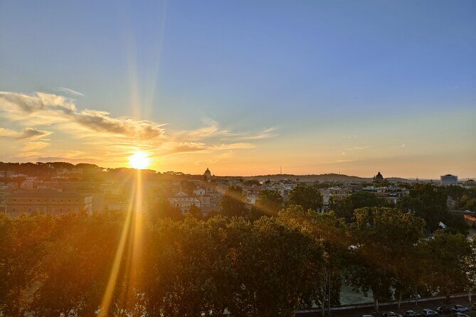 Elegant Rome by Night Tour with Local Driver-Guide & Dinner - Via dei Fori Imperiali: a walk that turns into a history corridor