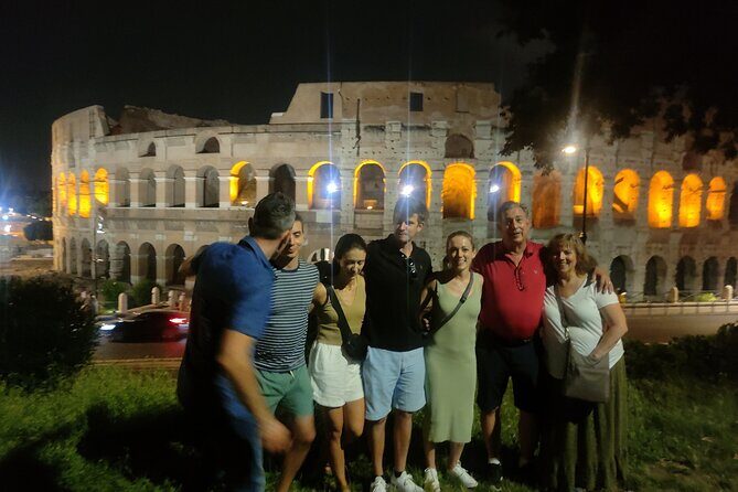 Elegant Rome by Night Tour with Local Driver-Guide & Dinner - Dinner at Osteria dei Pontefici: set meal, extra cost, easy vibe