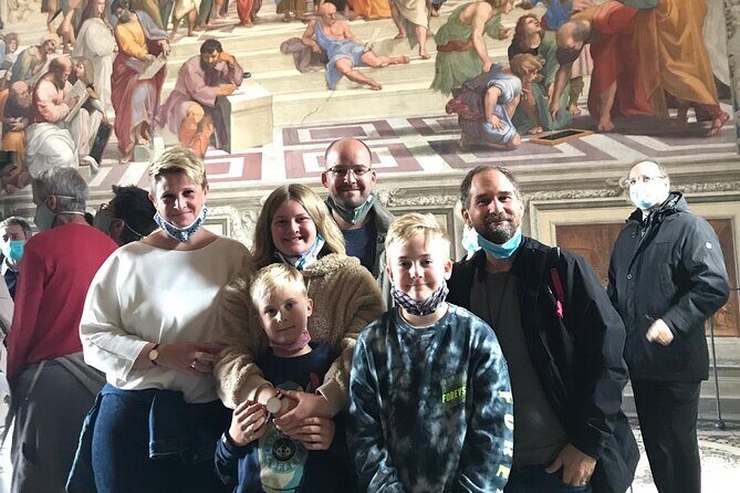 English Vatican Museums with Sistine Chapel Tour - Crowd season and papal election weeks: your best mindset