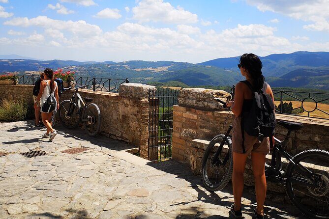 Enobike tour to Lake Corbara and Titignano Castle - Why this Orvieto-area ride feels different from the usual day trip