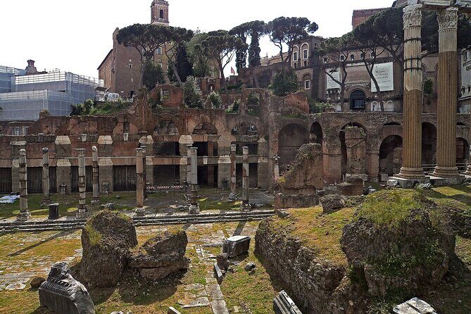 Esclusive Colosseum Tour with Roman Forum & Palatine Hill Access - Reserved Entry and Audio Headsets: The Real Advantage