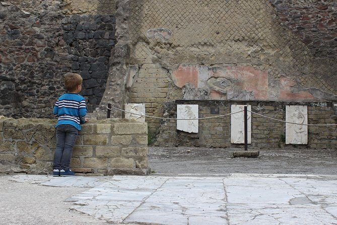 Excavations of Herculaneum. Tour guide and skip-the-line ticket - Bag Rules, Walking Comfort, and Other Real-World Tips
