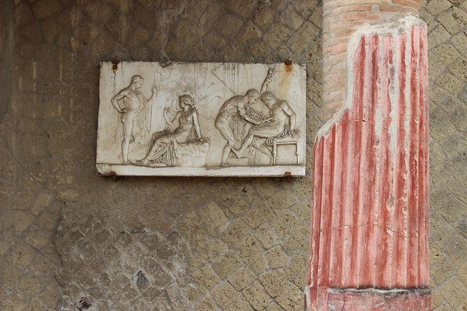 Excavations of Herculaneum. Tour guide and skip-the-line ticket - Entering Parco Archeologico di Ercolano at Corso Resina