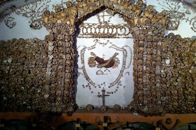 Exclusive Capuchin Crypts Tour: Audio, Small Group or Private - Stop 1: Capuchin Museum rooms and the friars’ crypt focus