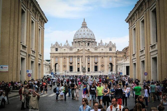 Excursion from Civitavecchia to Rome: Vatican, Colosseum, Roman Forum + Lunch - Roman Forum and Palatine Hill: turning ruins into a map of ancient power