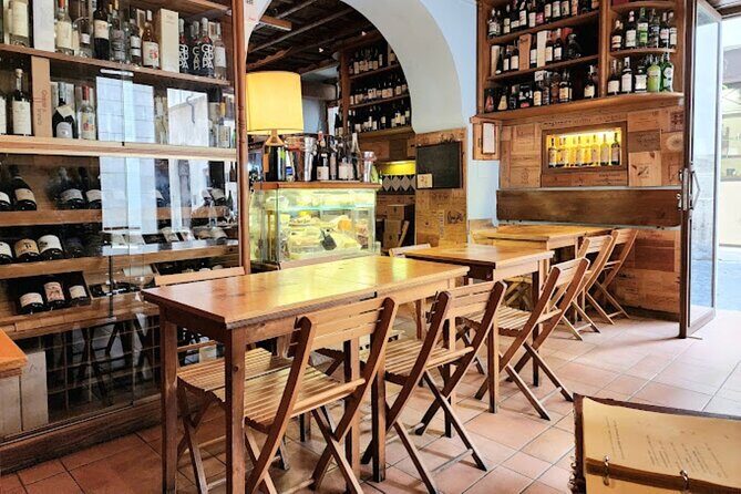Experience Rome Exclusive Wine Tasting in City Center - Why five wines in one hour works so well in central Rome