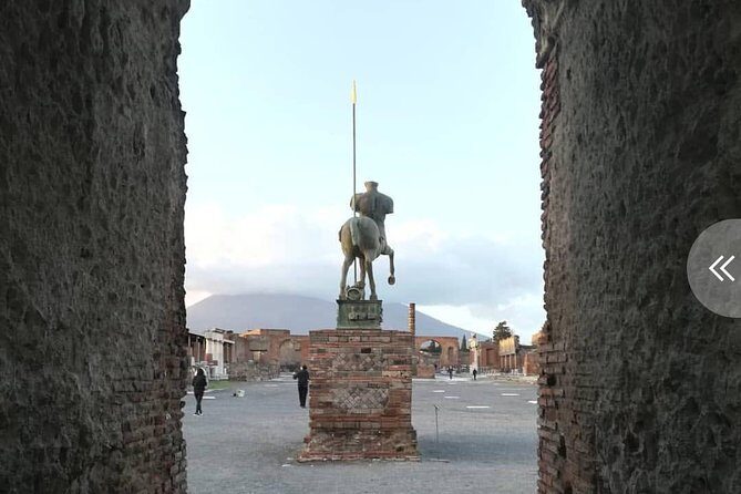 Explore and Experience Pompeii - What You’ll See: Streets, Graffiti, Symbols, and Squares