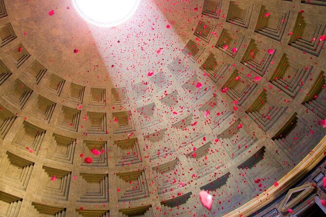 Exploring Rome's Rich Heritage: Pantheon and Jewish Ghetto - Entering The Pantheon: the oculus trick and the dress code reality