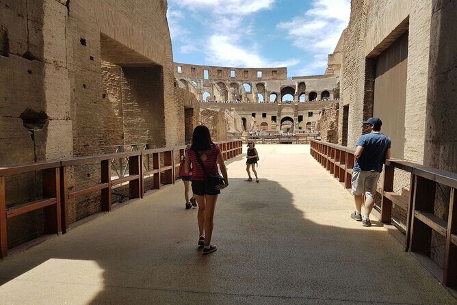 Express Colosseum: Semi-Private Guided Tour with Max 6 People - Your 60 minutes in the Colosseum: what you should expect