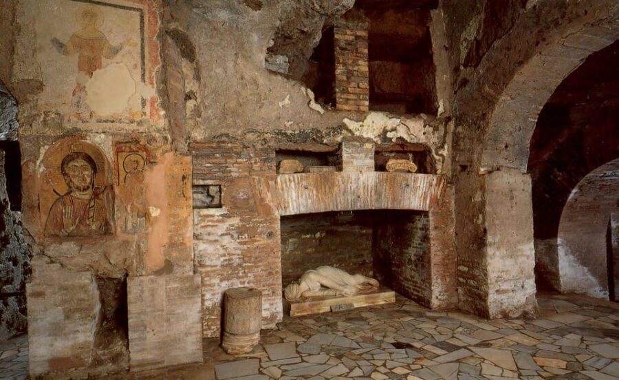 Express guided tour of the Catacombs with transfer - Getting to Catacombe di San Callisto from Via Labicana