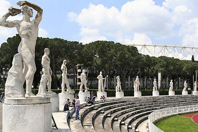 Fascist Rome Guided Tour: The Rise and Fall of Mussolini - Piazza Venezia: Mussolini’s Power Base in Plain Sight