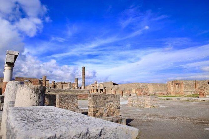 Fast Access Exclusive Private Ancient Pompeii Herculaneum & Oplontis Guided Tour - Pompeii Archaeological Park: 2 hours in the big ancient city