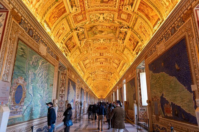 Fast track: Vatican Museums, Sistine Chapel Guided and St. Peter's Basilica Tour - Group size, professionalism, and accessibility reality