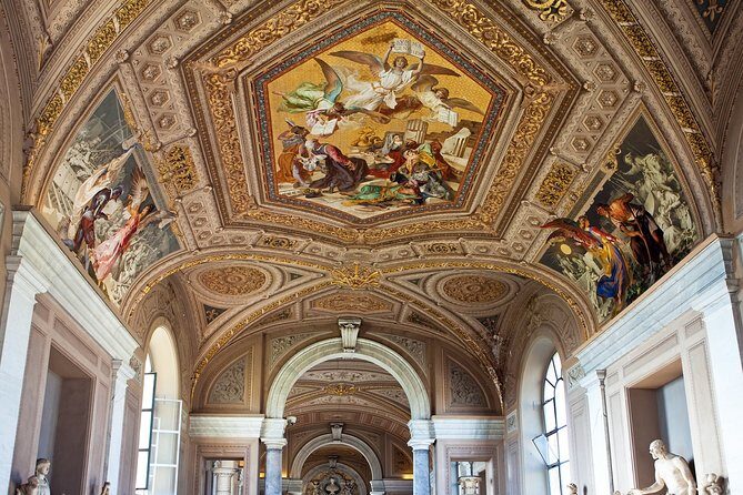 Fast track: Vatican Museums, Sistine Chapel Guided and St. Peter's Basilica Tour - Where to meet, how to pass security, and how to not get stuck