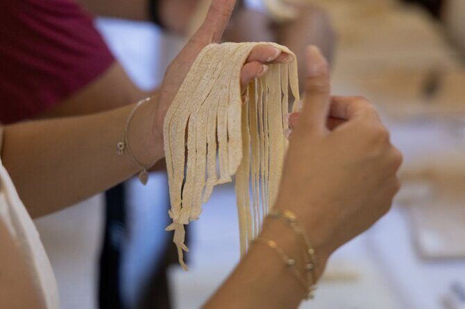 Fettuccine Ravioli and Tiramisu Cooking Class in Rome - Where the class happens: Piazza Navona area, real local pacing
