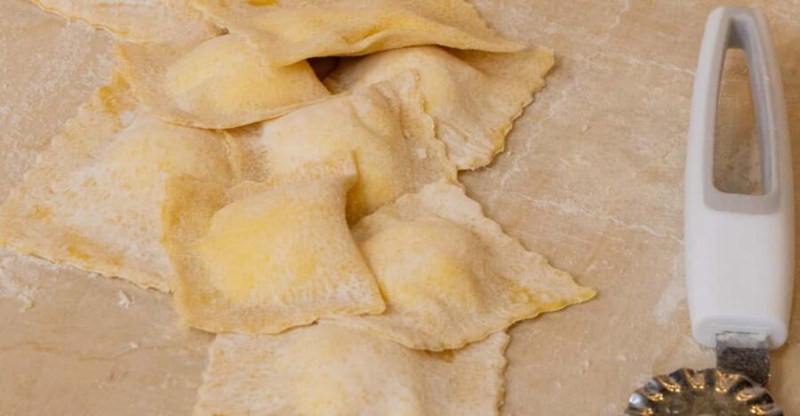 Fettuccine, Ravioli & Tiramisu Cooking Class in Rome - Piazza Navona area, real kitchen skills