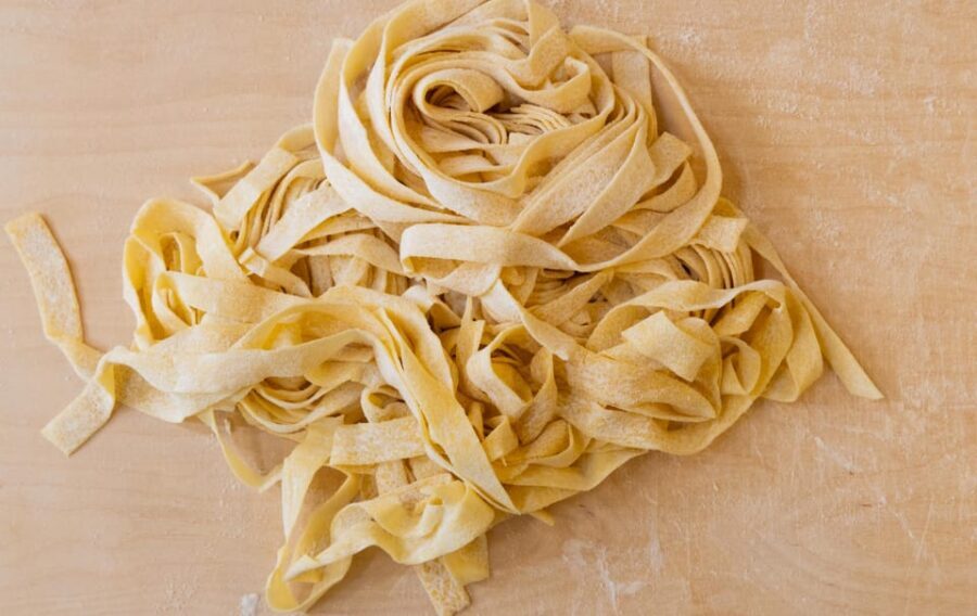 Fettuccine & Tiramisu Masterclass: Pasta & Dessert - Eating Together: Wine, Water, and the Pace of a Real Meal