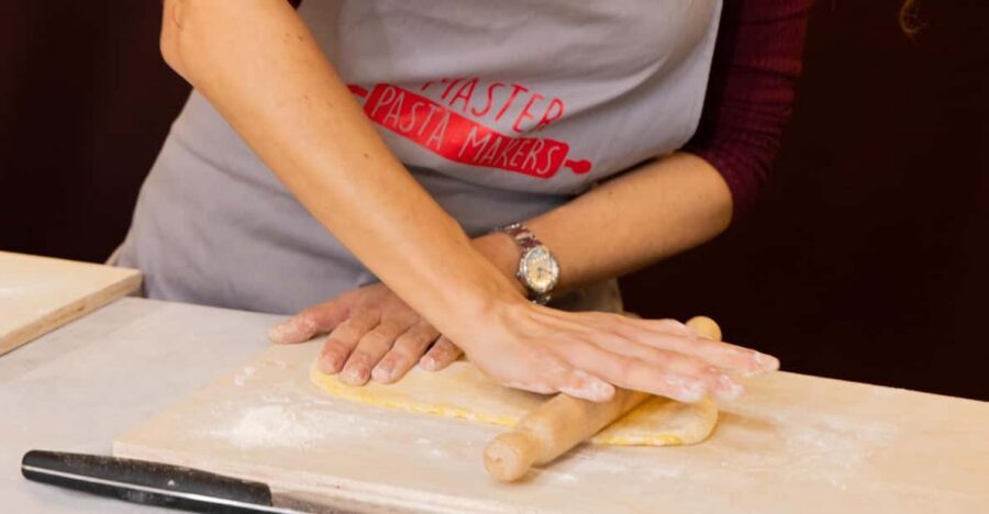 Fettuccine & Tiramisu Masterclass: Pasta & Dessert - Where You Meet at Restaurant Gusto on Via Giuseppe Zanardelli
