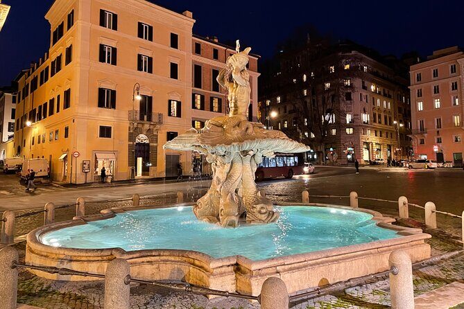 Fiat500 Night&Day Photoshoot, with a Roman, pickup included - Colosseum viewpoint: the small park where you can frame the arches
