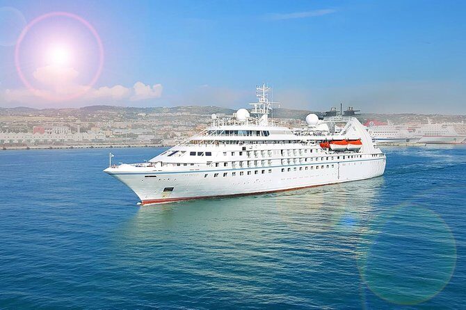 Fiumicino FCO Airport to Civitavecchia Port of Rome Private Transfer - A FCO to Civitavecchia private transfer that protects your cruise timetable