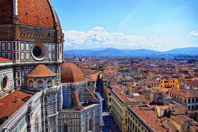 Florence Day Trip from Rome with Lunch Private Tour - Ponte Vecchio over the Arno: why this bridge still matters